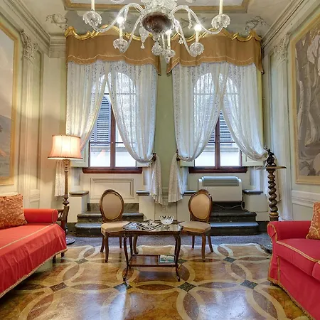 Palazzo Bucciolini *